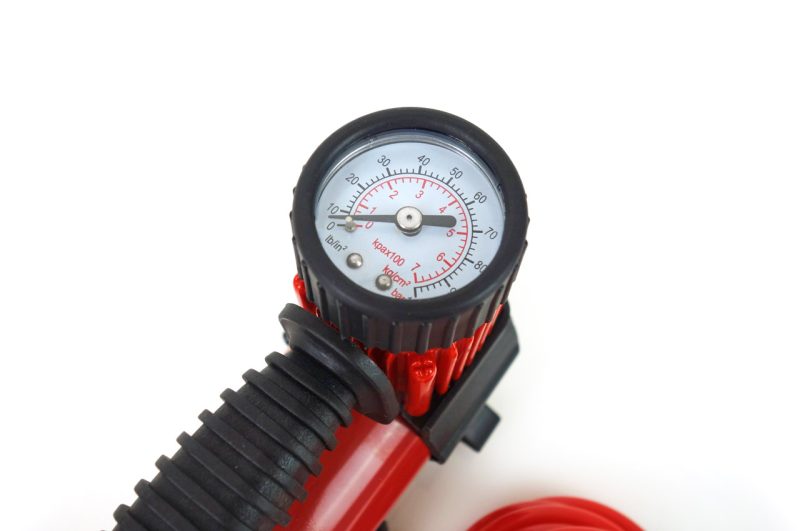 Vzduchový kompresor do auta 12V HQ ACOMP-05 – Obrázok 2
