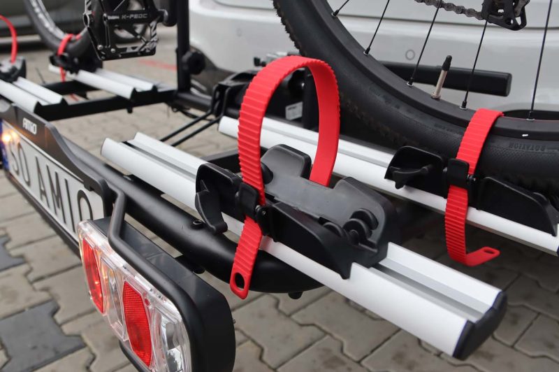 Nosič na bicykle na ťažné zariadenie auta E-Bike TBC-02/2 – Obrázok 6