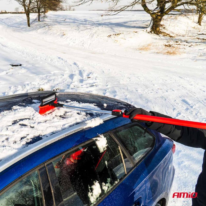 Veľká teleskopická kefa na sneh s škrabkou na ľad a stierkou 98-134 cm AMiO-04147 – Obrázok 4